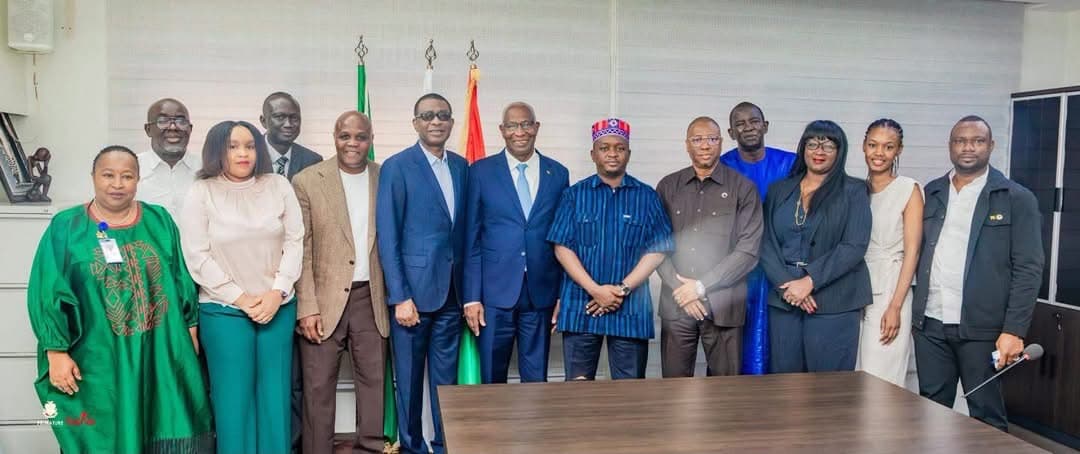 Youssou N'Dour reçu à la Primature : la Guinée invitée d'honneur du Grand Bal 2026