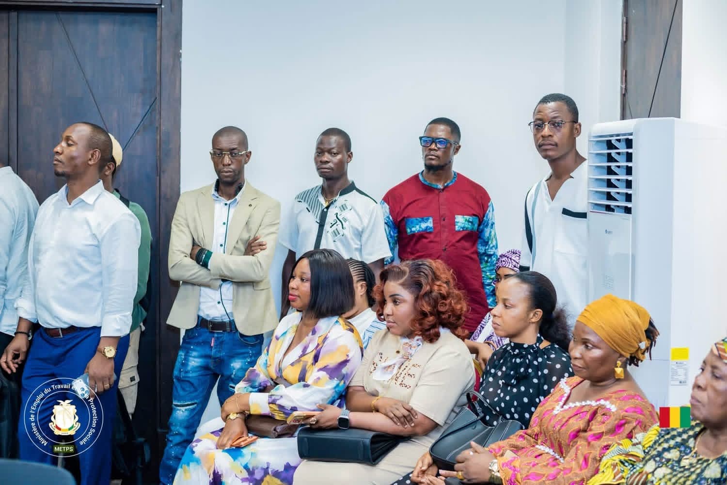 PASSATION DE SERVICE A LA DIVISION DES AFFAIRES FINANCIERES