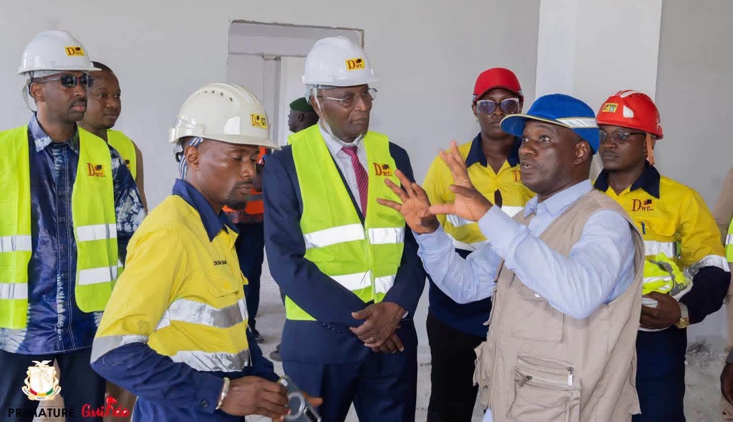 Le Premier ministre visite le chantier de l'Ecole nationale d'administration
