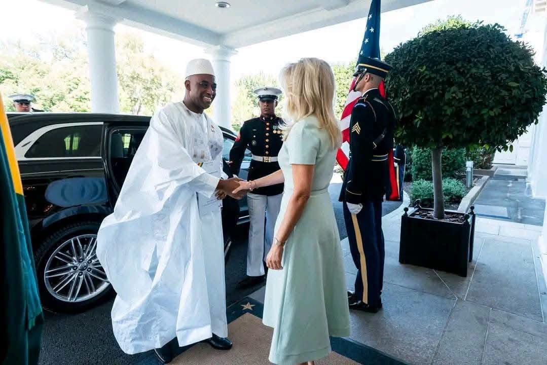 #Ambassade_extraordinaire_et_plénipotentiaire_de_la_République_de_Guinée_auprès_des_États_Unis.